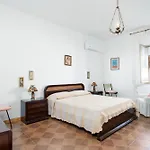 Casa Gungui بيت للعطل